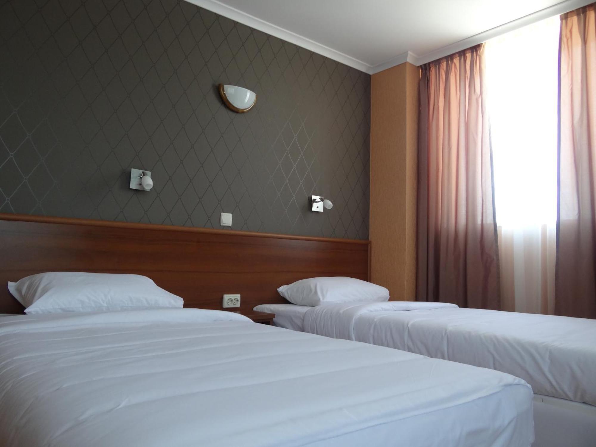Hotel Elit Pernik Exteriör bild