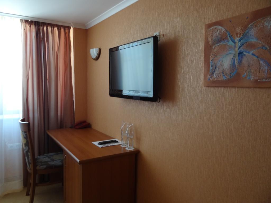 Hotel Elit Pernik Exteriör bild